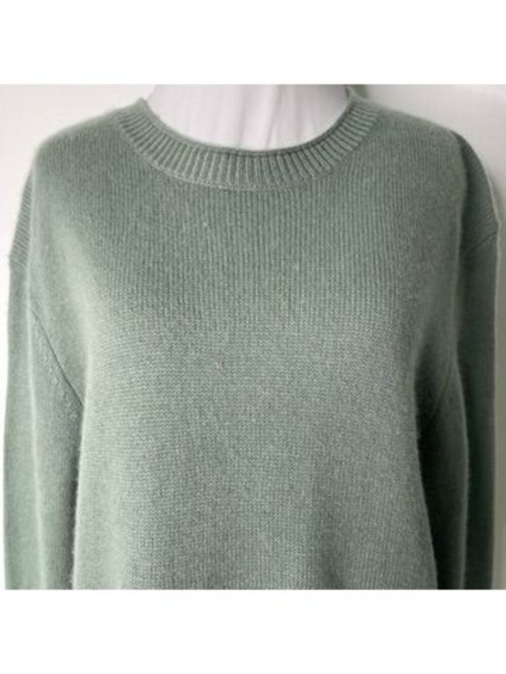 Quince Cashmere Sweater Womens Medium M Green Boxy Crewneck Pullover Top Knit - Picture 2 of 12